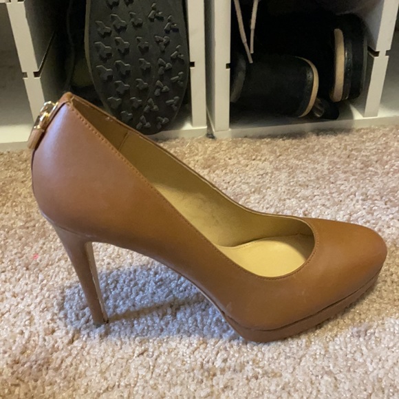 Michael Kors heels - Picture 4 of 8